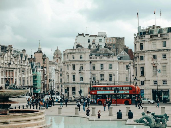 What are the unique experiences in the UK that are surprisingly affordable?